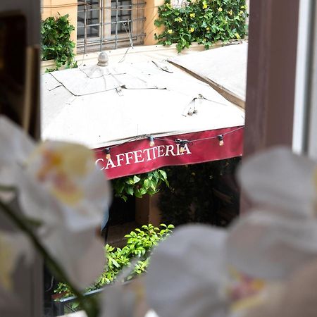 Campo De Fiori Charming Accommodation Roma Esterno foto